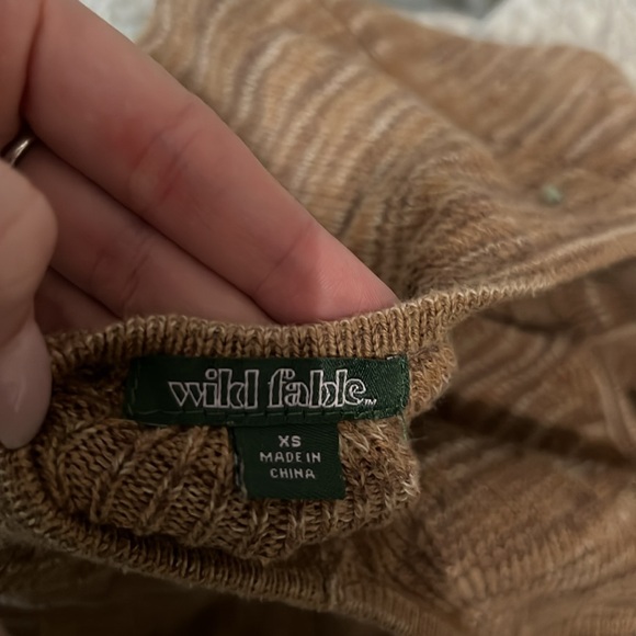 Halter dress - Picture 3 of 3